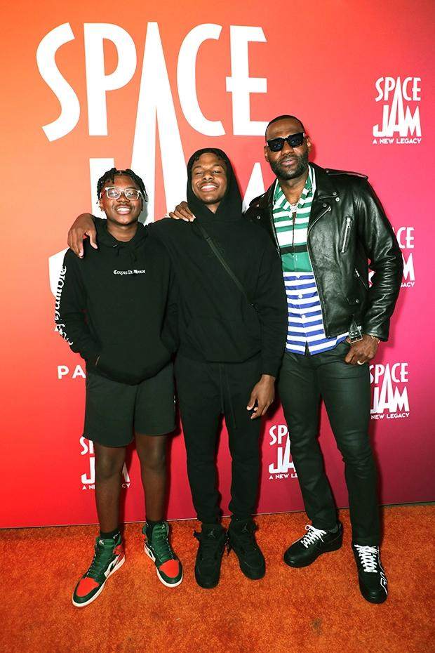 nba投注nba竞猜-当詹姆斯从皇帝变成父亲，他收敛起锋芒却更有温情